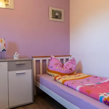 Mit Zwei Schlafzimmern Und Balkon By Interhome * Weißenstadt