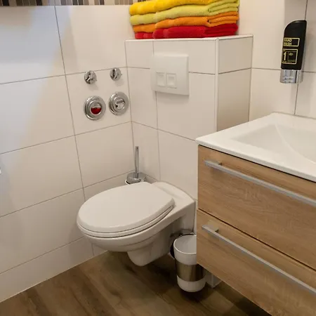 Mit Zwei Schlafzimmern Und Balkon By Interhome Weißenstadt