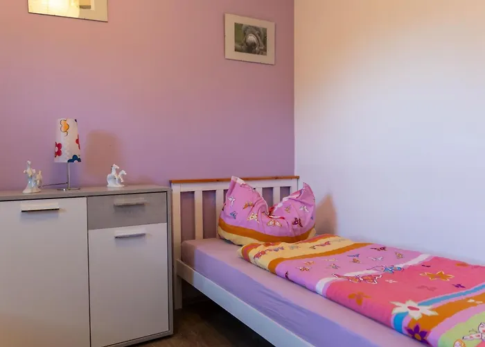 Mit Zwei Schlafzimmern Und Balkon By Interhome * Weißenstadt