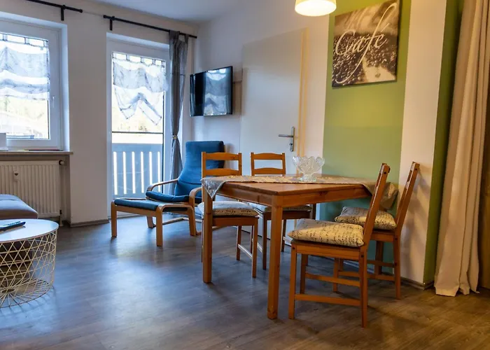 Διαμέρισμα Mit Zwei Schlafzimmern Und Balkon By Interhome